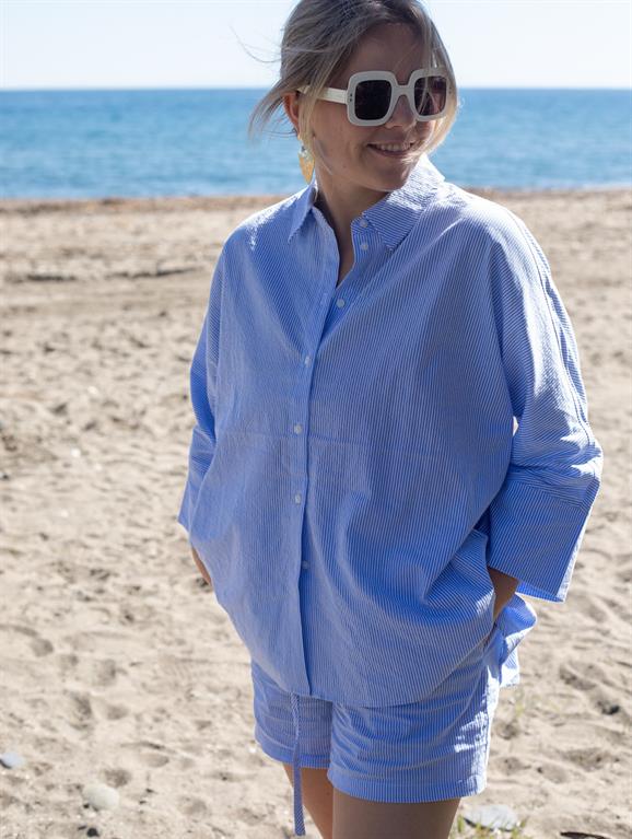 Pretty in blue