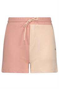 short meisjes