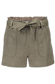 short meisjes
