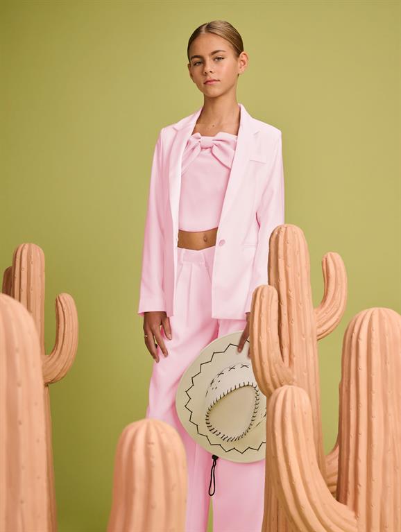 Sweet pink